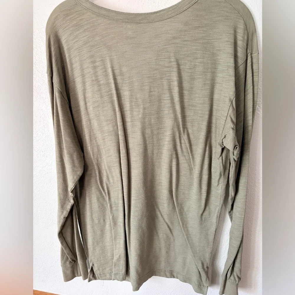 PINK Victoria's Secret Sage Long Sleeve Henley - Picture 3 of 4